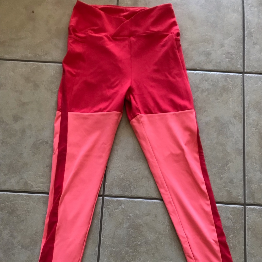 GymsharkXNikkiblackketter coral gym pants